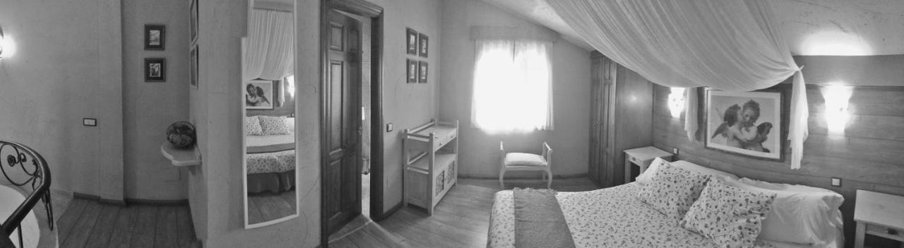Apartamentos Melchor De Linan Torrelaguna Ngoại thất bức ảnh